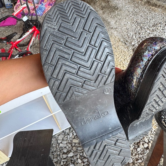 Dansko Iridescent Women's Slippers - Picture 4 of 5